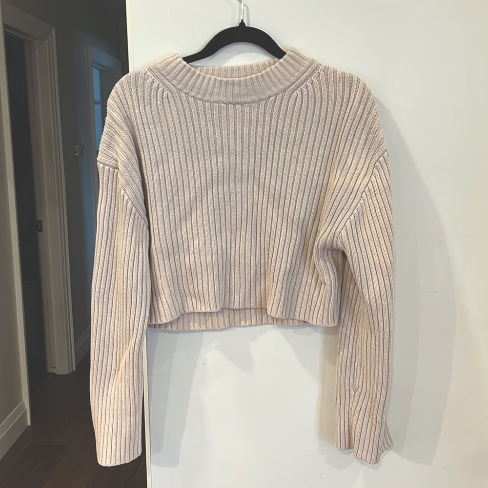 H&M crop sweater